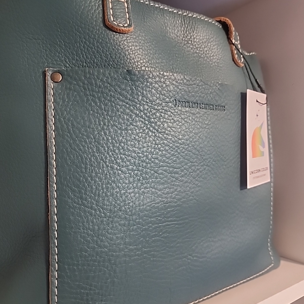 NWT Portland Leather Goods Medium Zip CB Tote TURQUOISE